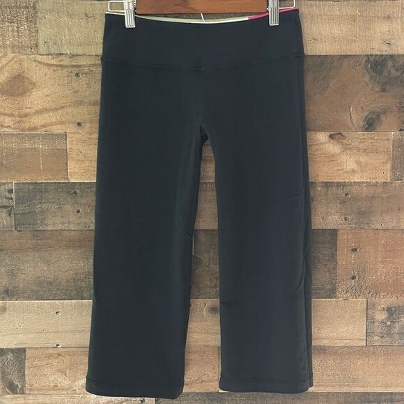 Lululemon Athletica Reversible Loose Fit Wide Leg Groove Crop Legging Size 6 - Picture 5 of 7